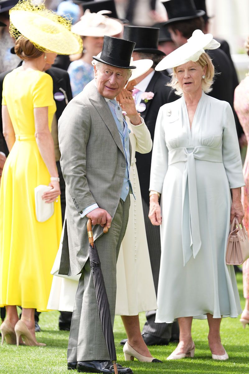 Kate Middleton, shining like the sun in a yellow dress and hat, at Royal Ascot 2026 alongside her husband William of England (Ipa)