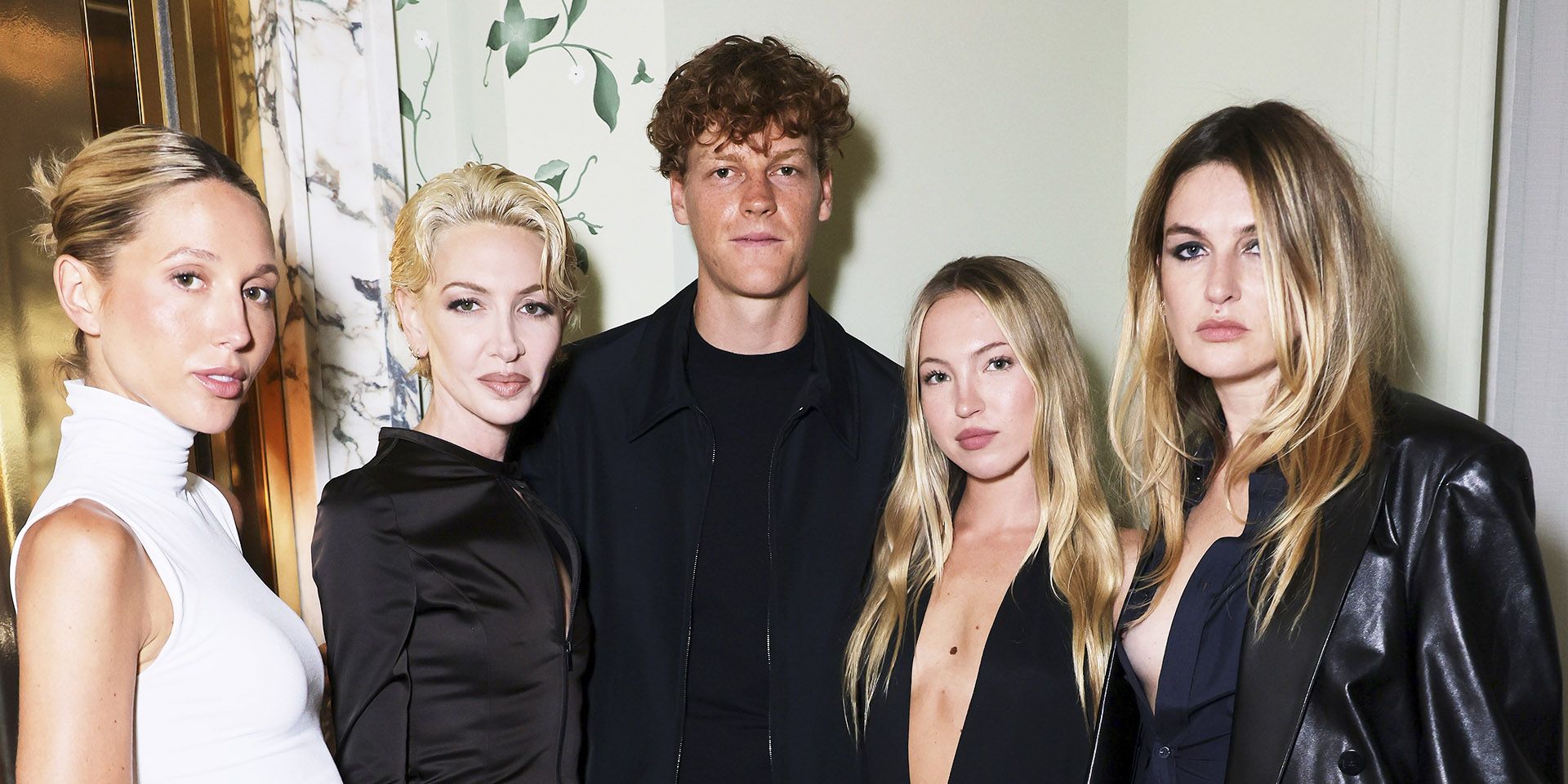 Maria-Olympia di Grecia, Sabine Getty, Jannik Sinner, Lila Moss and Camille Charriere in London (Getty Images)
