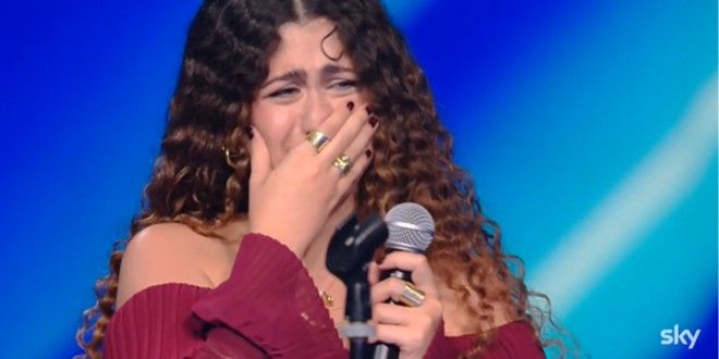 Delia incanta a X Factor: standing ovation dopo l’esibizione