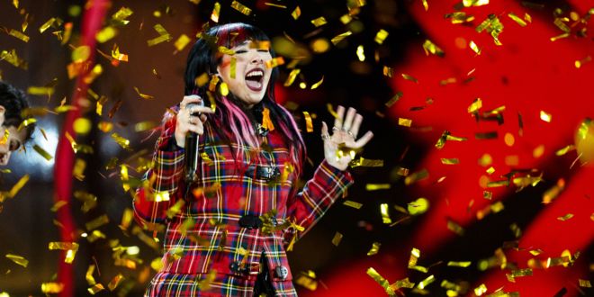 Rob infiamma X Factor: «Cento Ragazze» e conquista il titolo