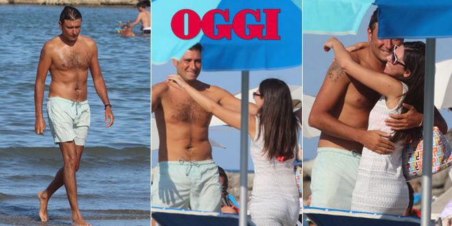 Alessandro Di Battista, che fusto di grillino! E spunta una corteggiatrice a cinque stelle…