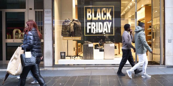 Black Friday 2025: data, trucchi e consigli per comprare i regali di Natale con lo sconto