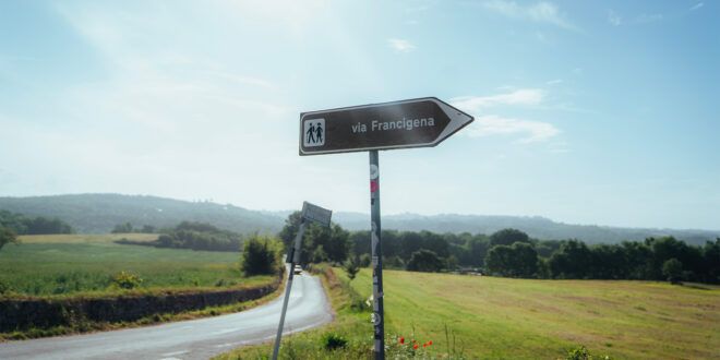 Via Francigena, da San Gimignano a Siena: tra colline e borghi medioevali