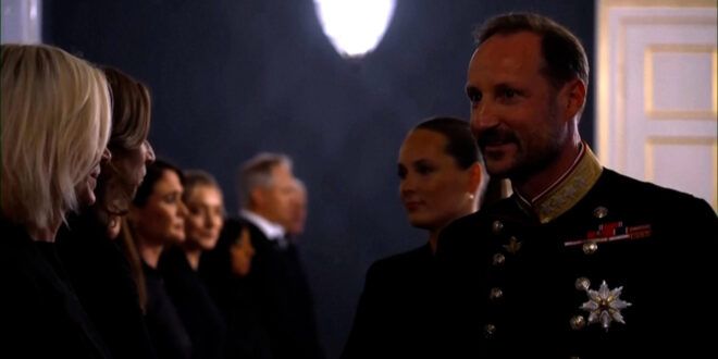Haakon VIII re di Norvegia: l’incontro con il Consiglio dei Ministri