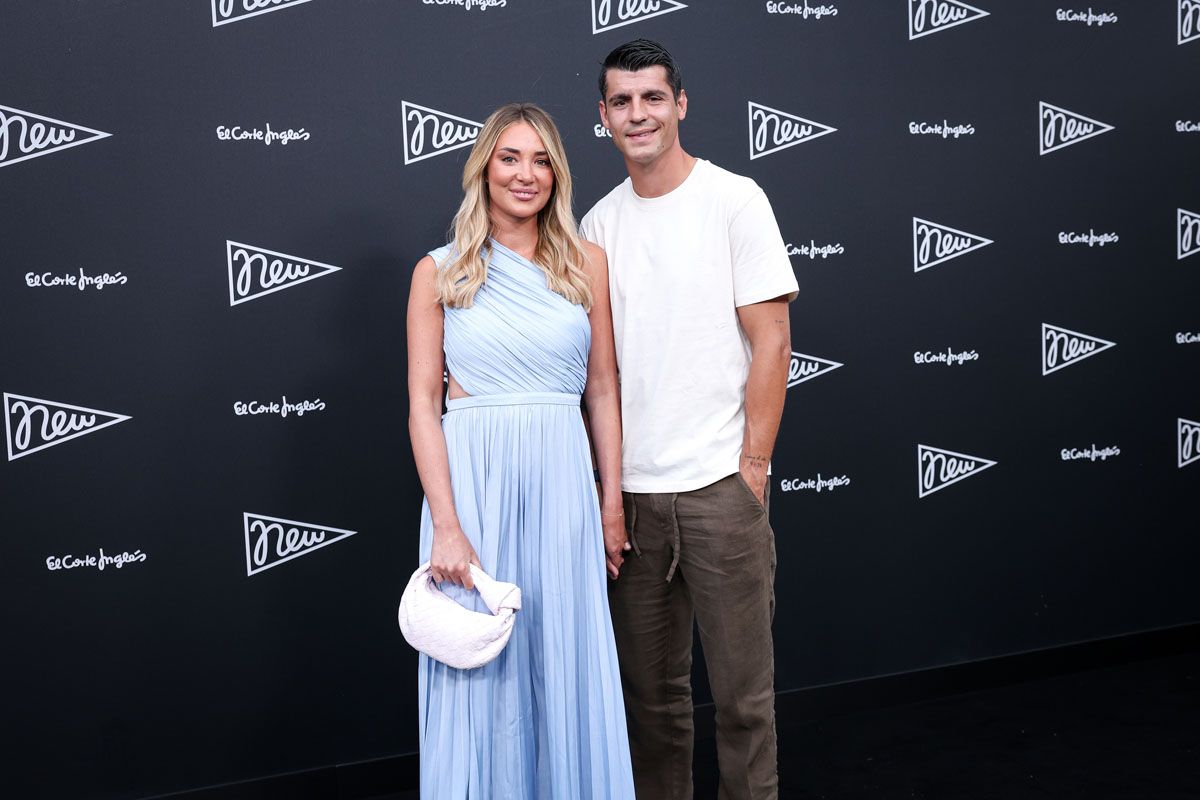 New interior arrangements by Alice Campello and Alvaro Morata in one event, all presented in Piazza Nuova. They posed for his photographs as if they had never left without him (Getty Images)
