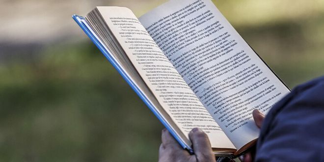 Libri, due italiani su tre non li leggono: in 13 anni, oltre tre milioni di lettori in meno