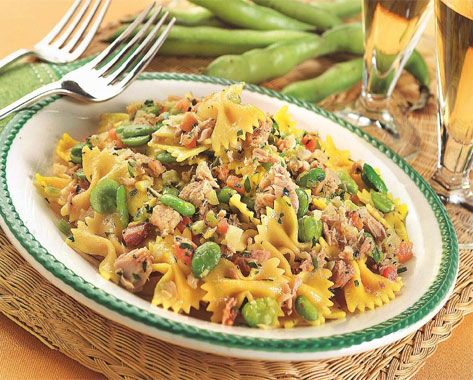 FARFALLE CON TONNO E FAVE