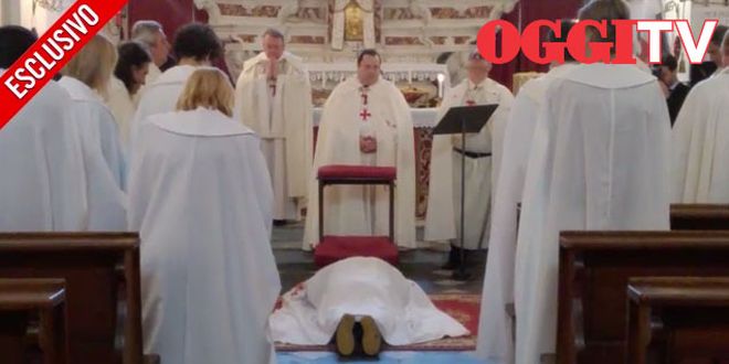 Notizie, fotografie e video Awana gana chi è - Oggi