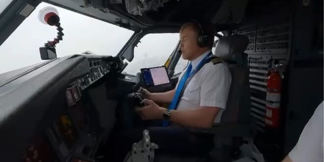 Willem Alexander d’Olanda, in cabina di pilotaggio sorprende tutti